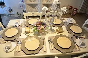 Romantic Dreams Oda ve Kahvaltı 4*